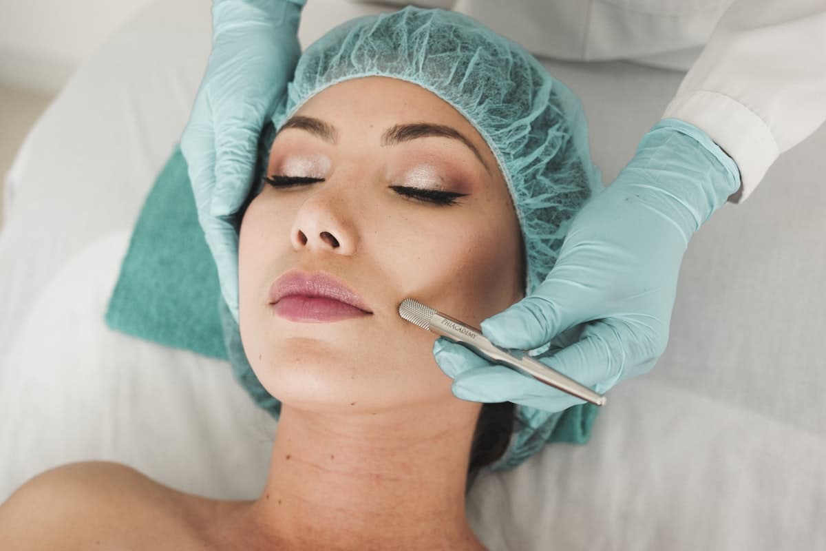 Facelift Aftercare: The Complete Recovery Guide for Best Results